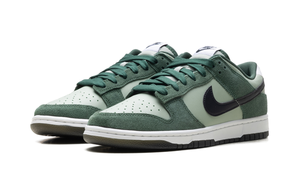 Dunk Low Retro SE "Jade Horizon / Fir" IB6399 301