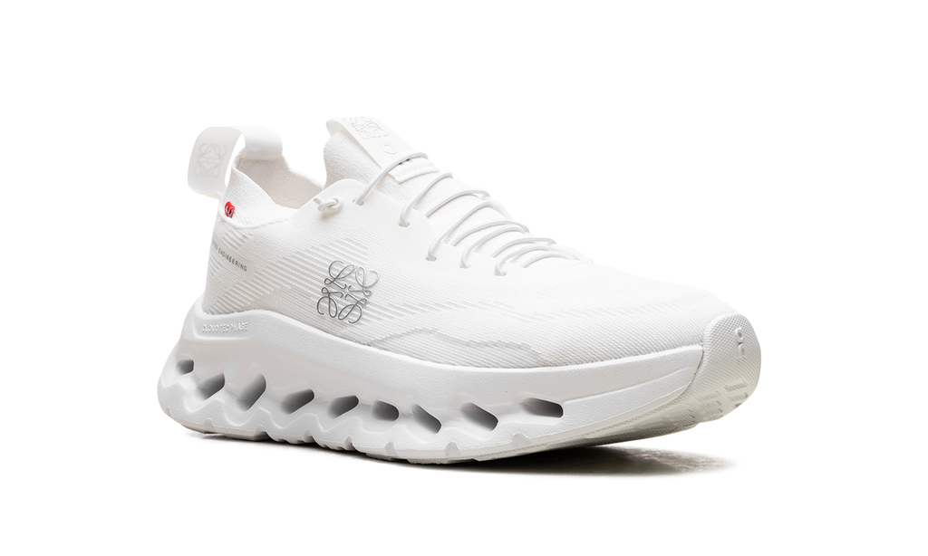 Cloudtilt WMNS "LOEWE All White" 3WD30310108