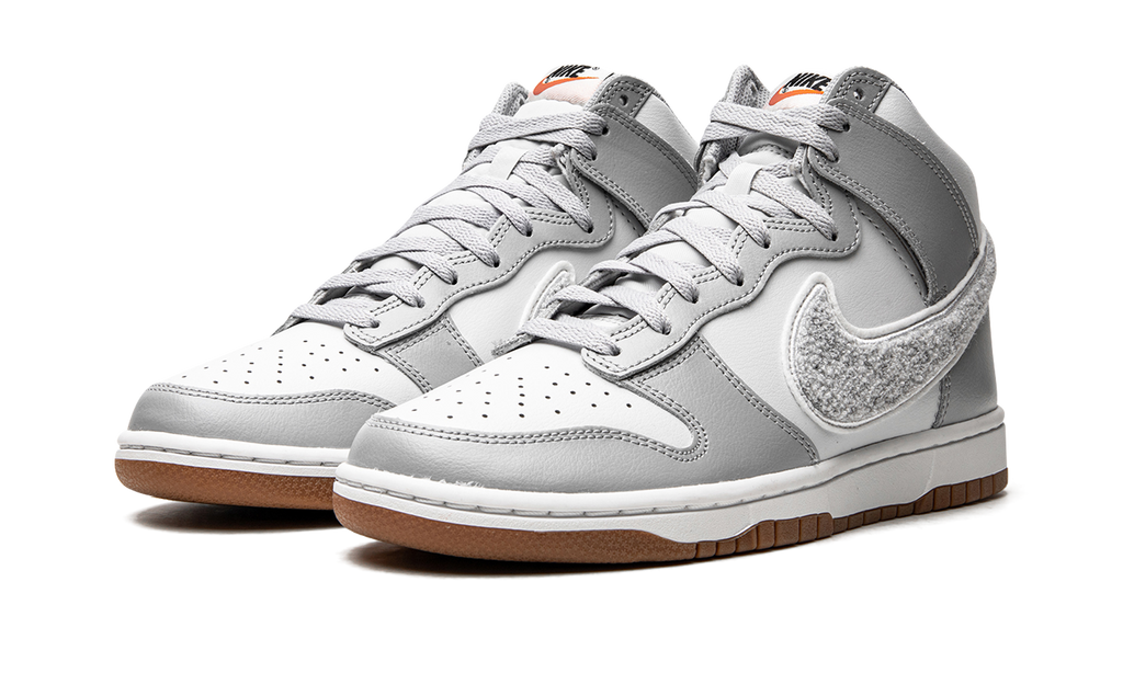 Dunk High "Chenille - Light Smoke" DR8805 003