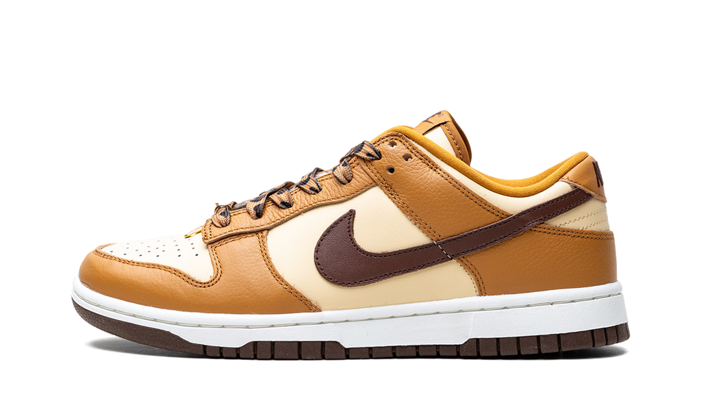 Dunk Low SE WMNS "Cherry Charms - Desert Ochre" HQ7487 700
