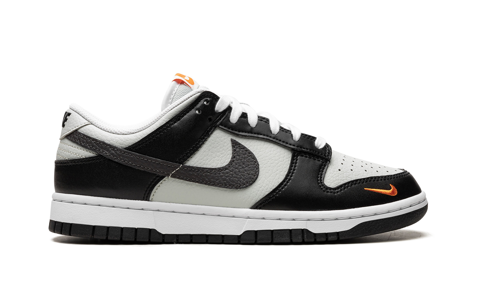 Dunk Low "Black/Total Orange" FN7808 001