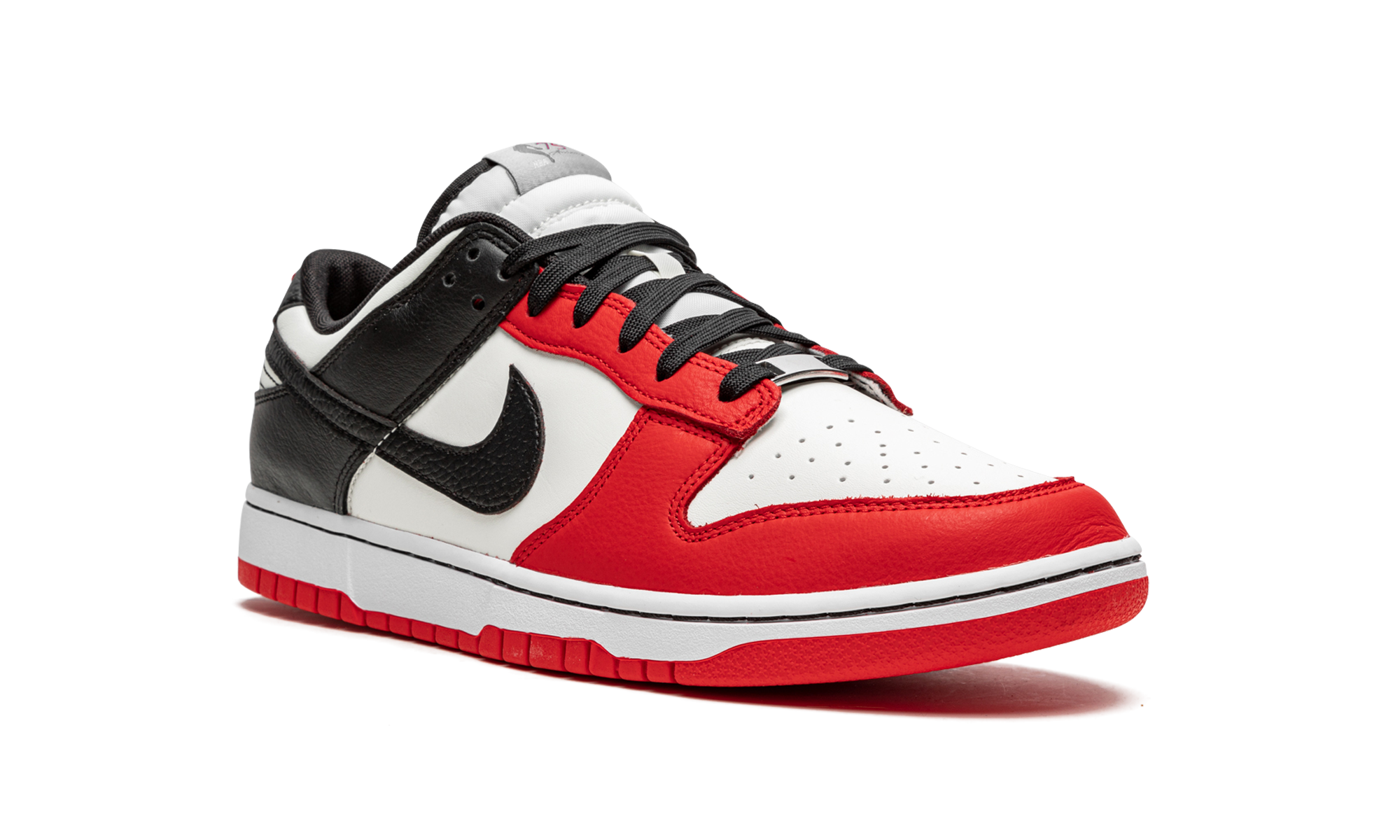 Dunk Low Retro EMB "NBA 75th Anniversary - Chicago Bulls" DD3363 100