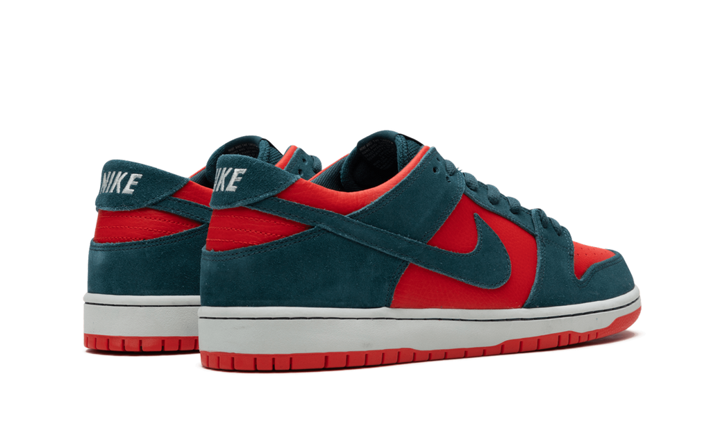 SB Zoom Dunk Low Pro "REVERSE SHARKS" 854866 336