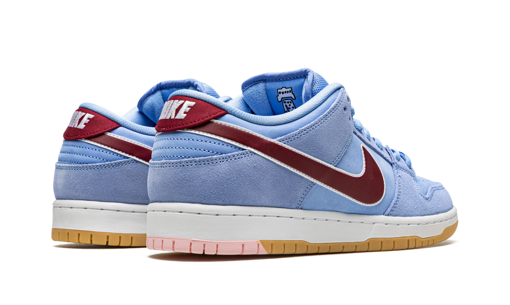 SB Dunk Low "Phillies" DQ4040 400