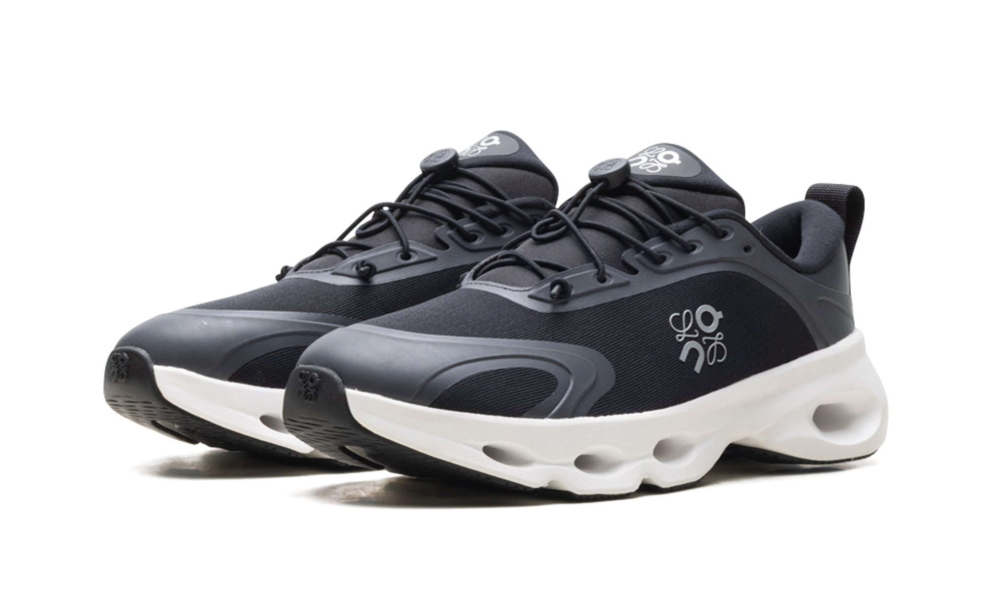 Cloudsolo WMNS "LOEWE - Black White" 3WF30600299