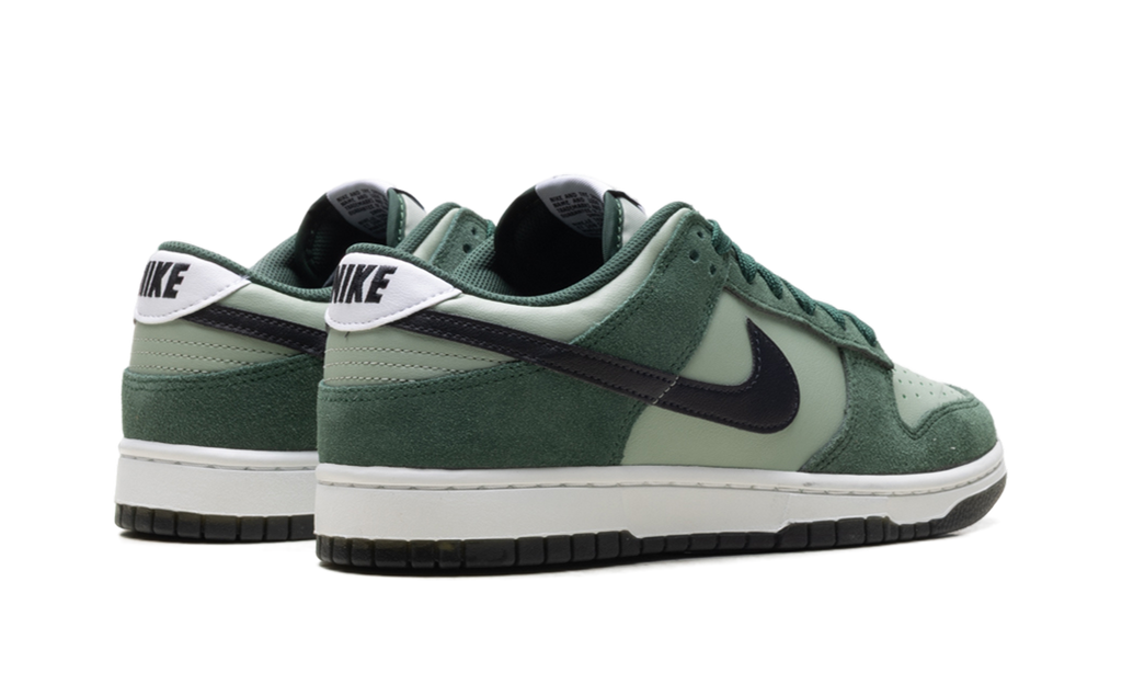 Dunk Low Retro SE "Jade Horizon / Fir" IB6399 301