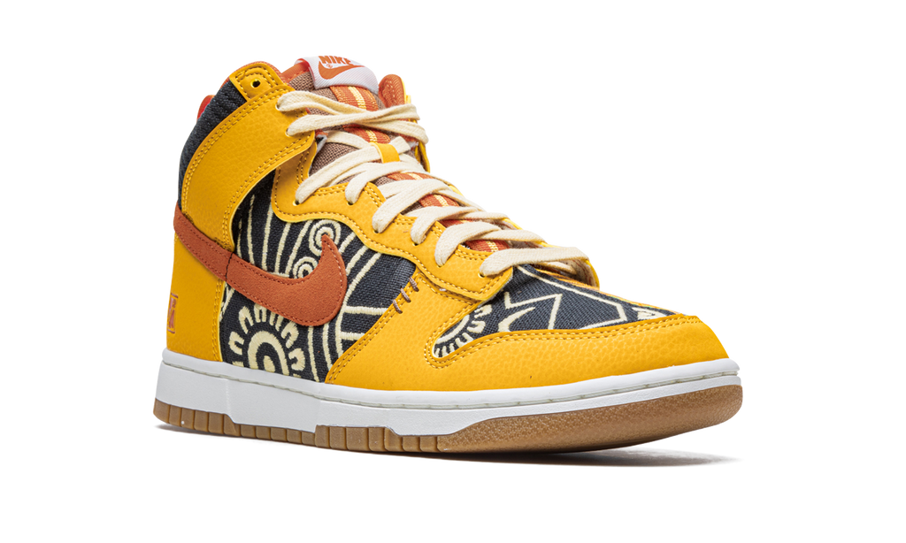 Dunk High "Somos Familia" DZ5354 045