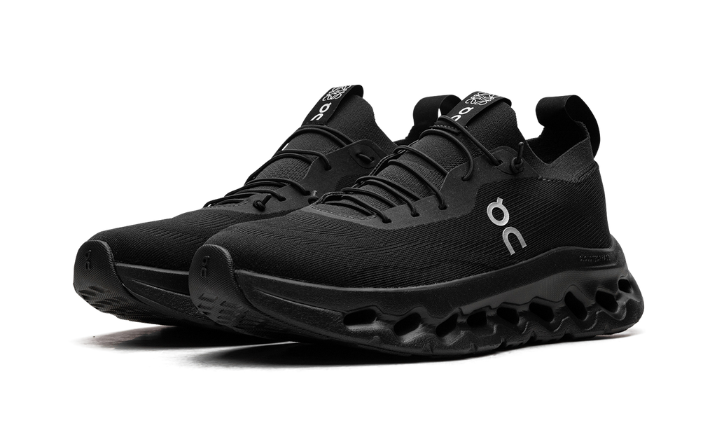 Cloudtilt WMNS "LOEWE All Black" 3WD30310485