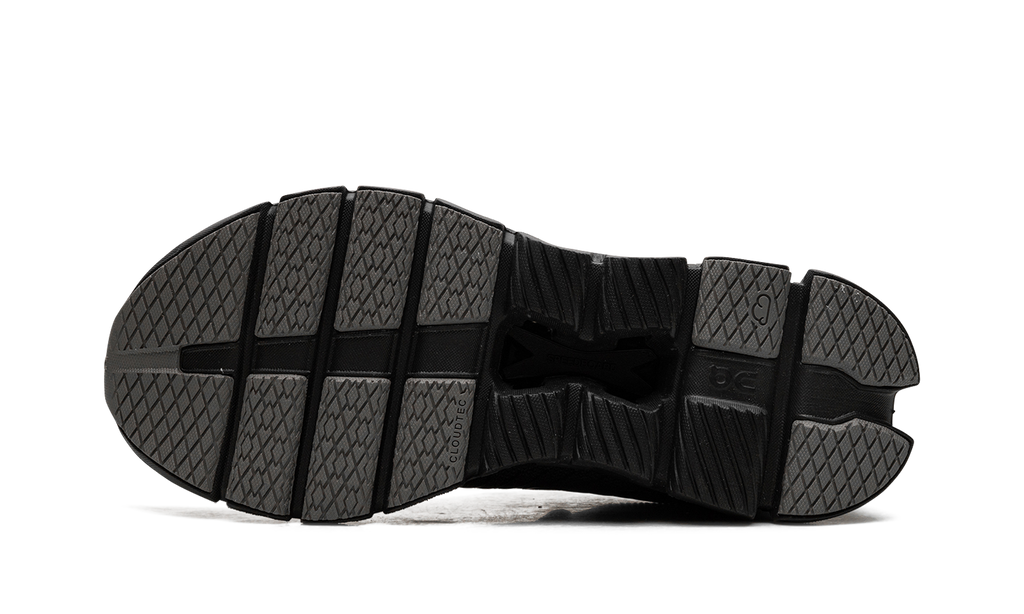 Cloud X Z5 WMNS "All Black" 3WE30280485