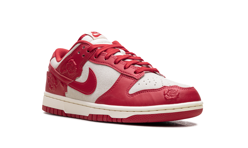 Dunk Low WMNS "Red Roses" HF1986 100