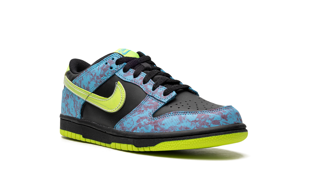 Dunk Low SE 2 "Acid Wash" DV1694 900