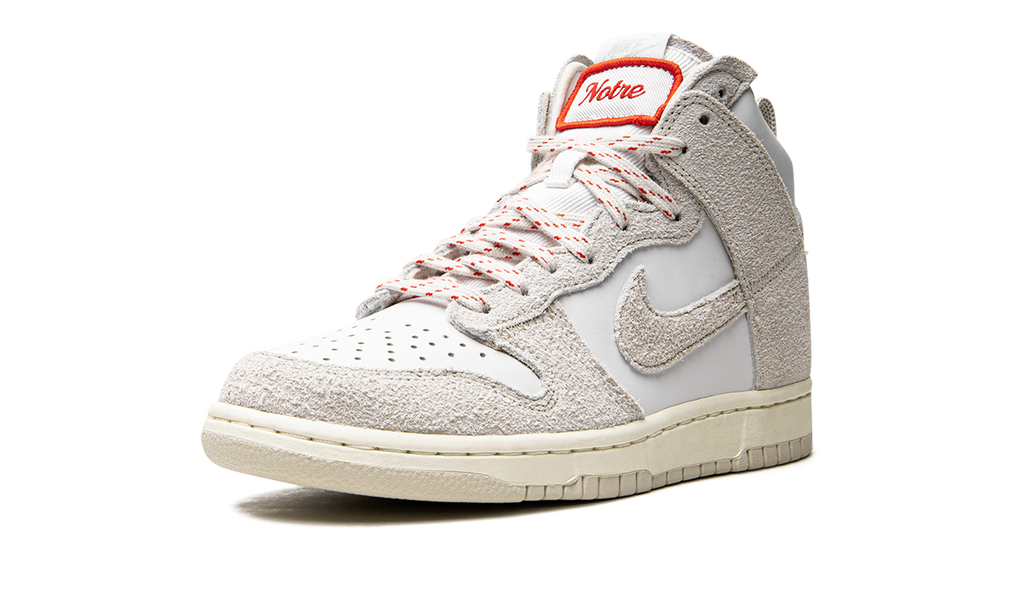 Dunk High SP "Notre - Light Orewood Brown" CW3092 100
