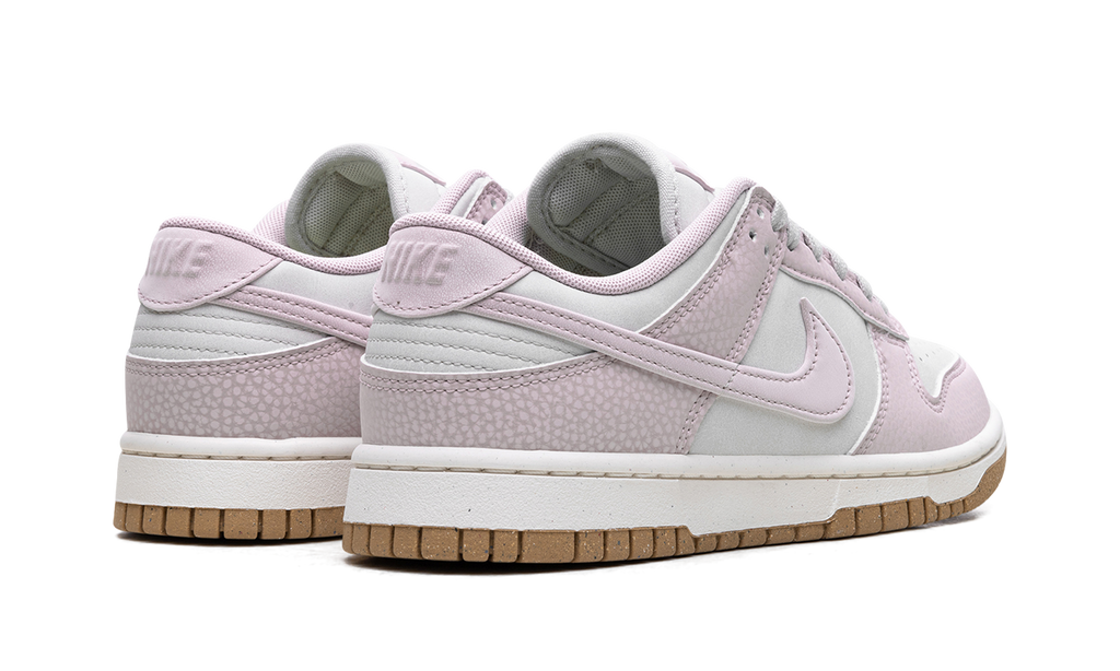 Dunk Low WMNS "Platinum Violet" FN6345 001
