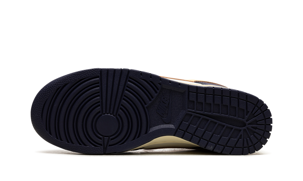 Dunk Low "From Nike, To You - Navy" FV8106 181