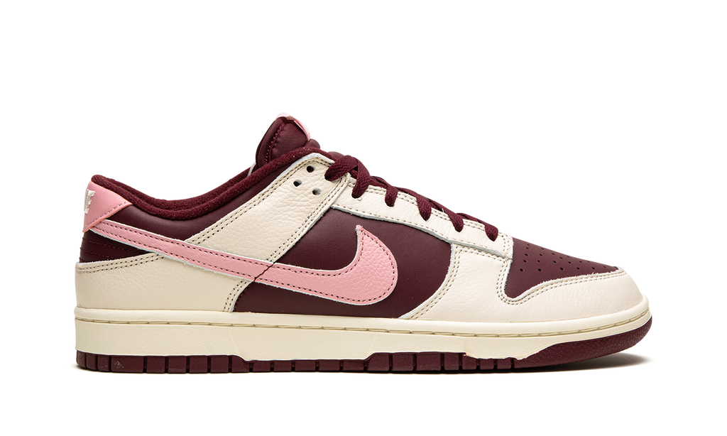Dunk Low Retro PRM "Valentine's Day 2023" DR9705 100