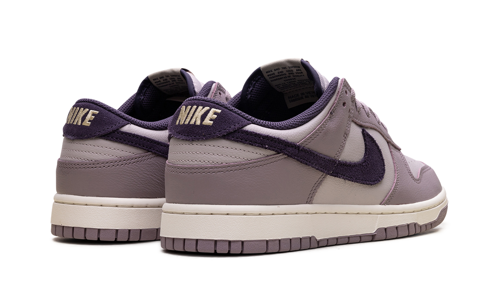 Dunk Low SE "Light Violet Ore" HQ3642 202