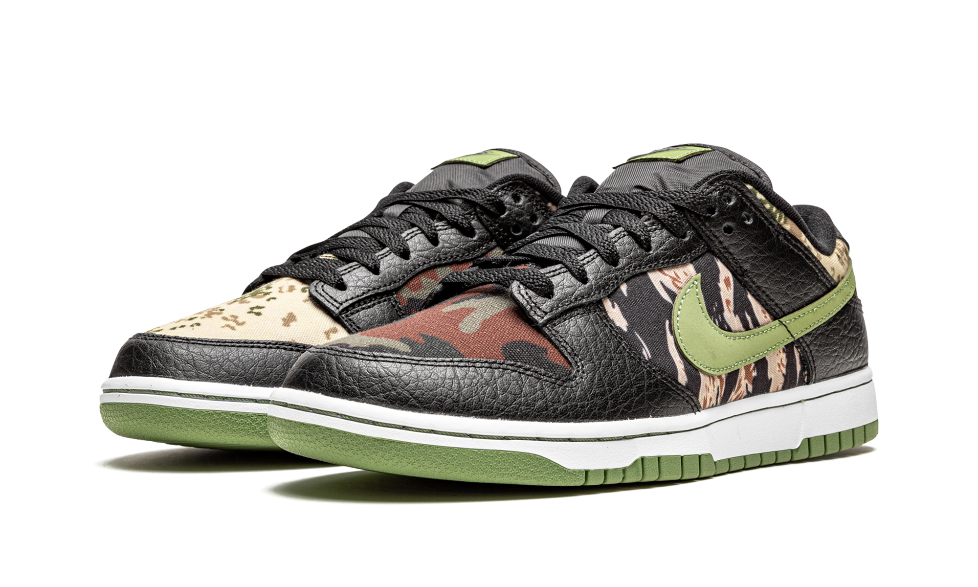 Dunk Low "Black Multi-Camo" DH0957 001