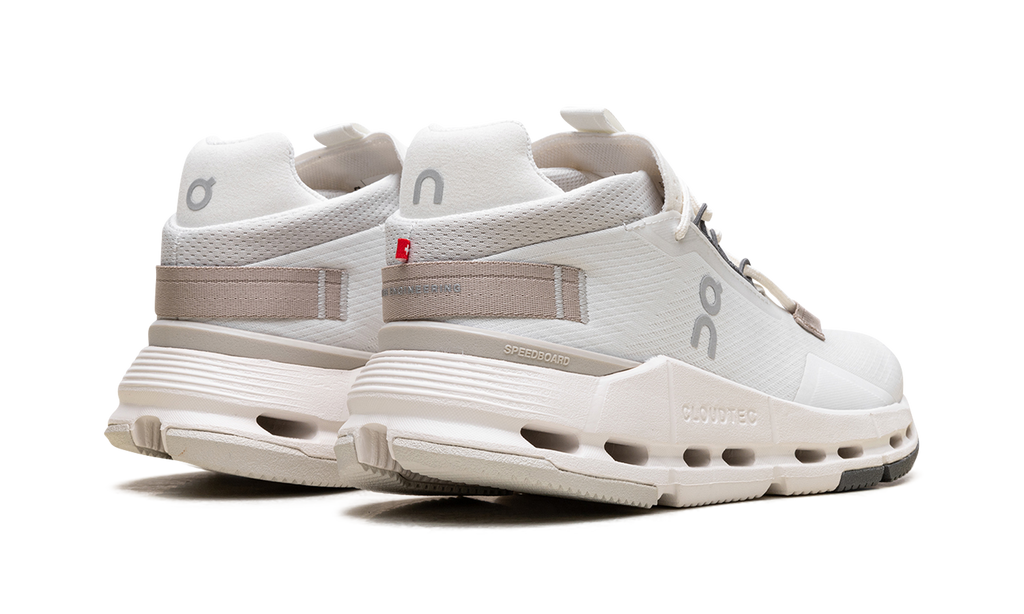 Cloudnova 2 WMNS "Ice Sand" 3WE30222053