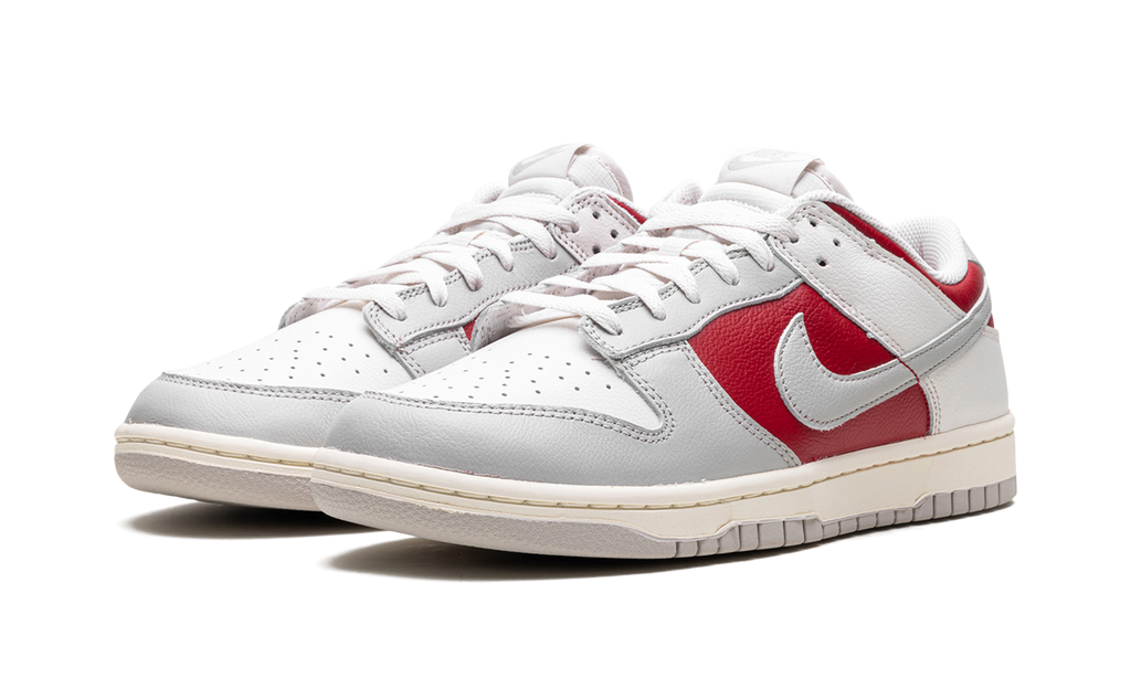 Dunk Low "Ultraman" HJ9093 030