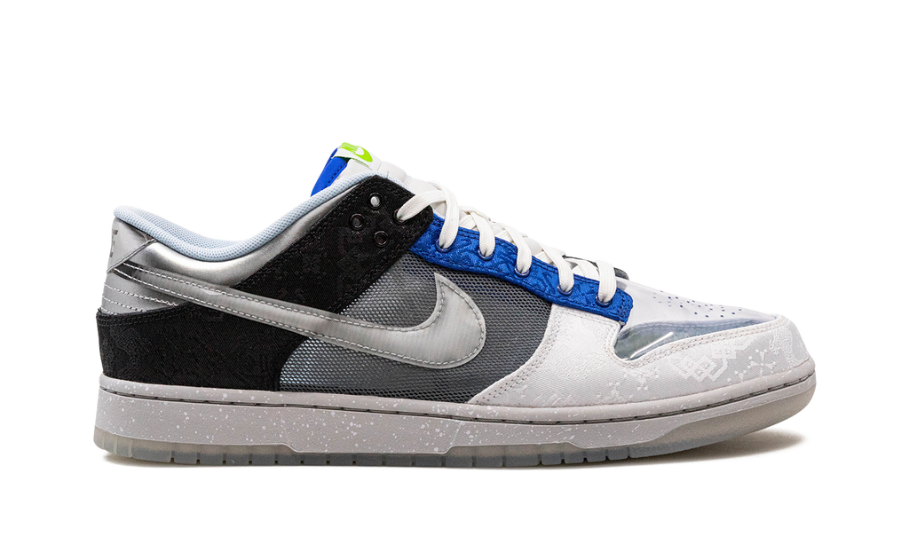 Dunk Low "CLOT - What The" FN0316 999
