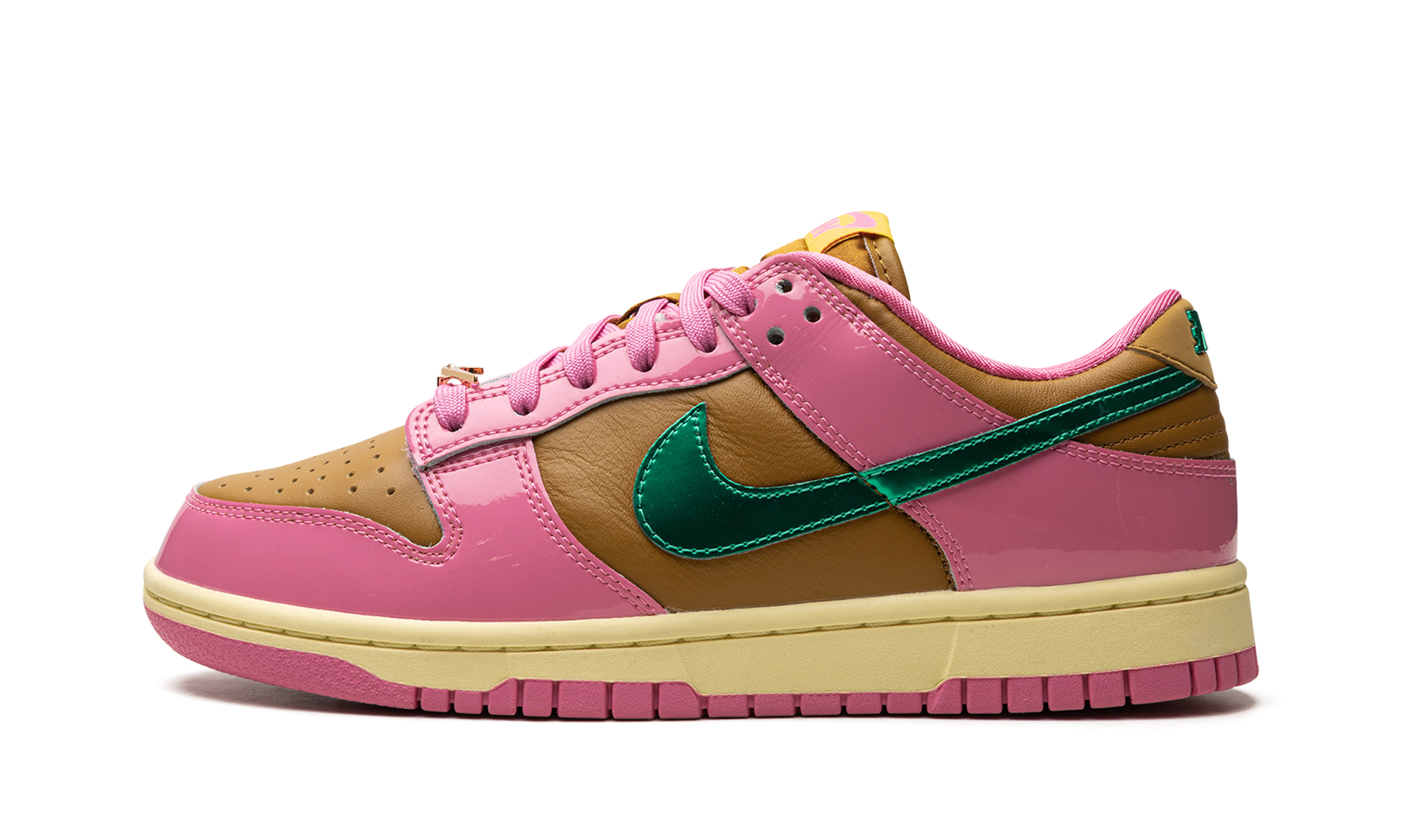 DUNK LOW WMNS "Parris Goebel" FN2721 600