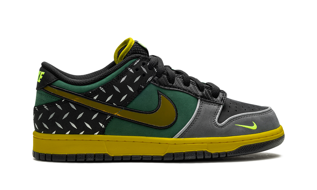 Nike Dunk Low UO PREM "What The Duck Home" HV1454 001