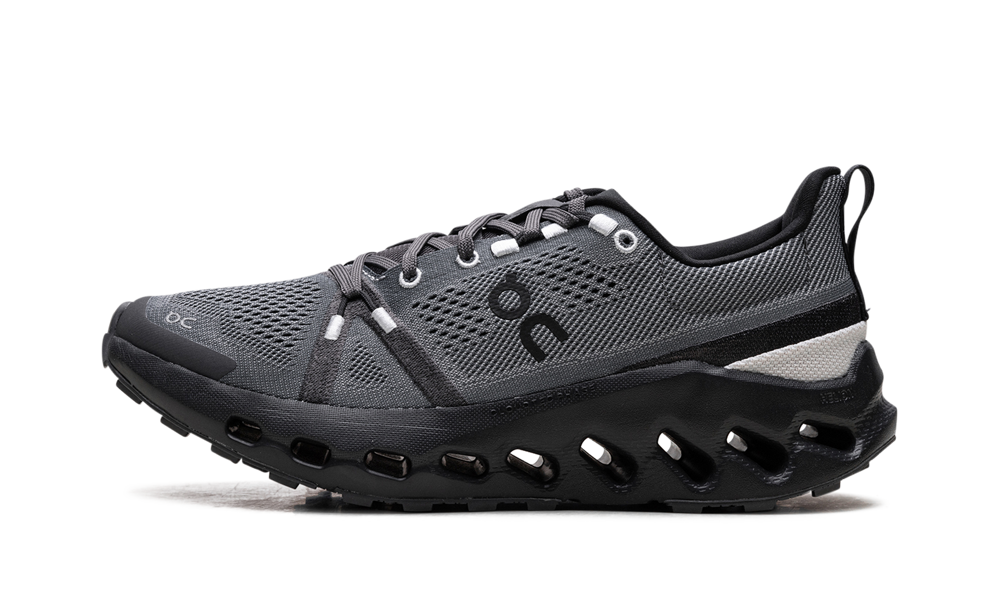 Cloudsurfer Trail WMNS "ECLIPSE BLACK" 3WE10100264