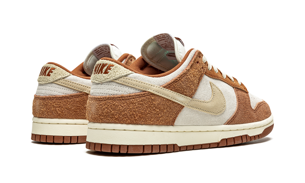Dunk Low PRM "Medium Curry" DD1390 100