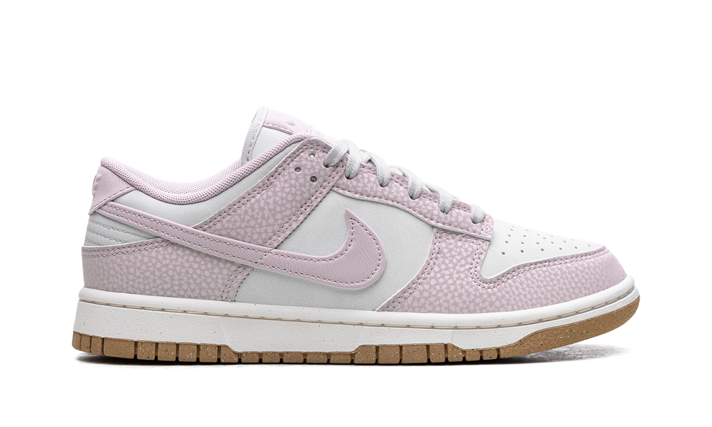 Dunk Low WMNS "Platinum Violet" FN6345 001
