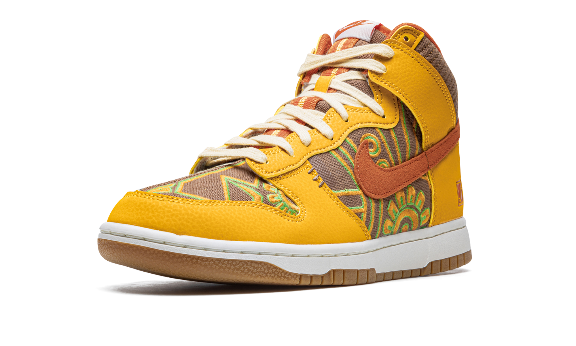 Dunk High "Somos Familia" DZ5354 045