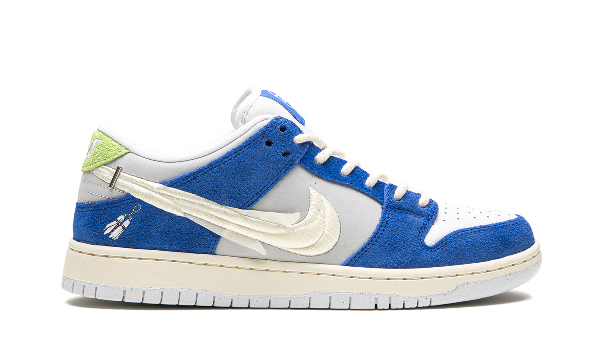 SB Dunk Low "Fly Streetwear - Gardenia" DQ5130 400