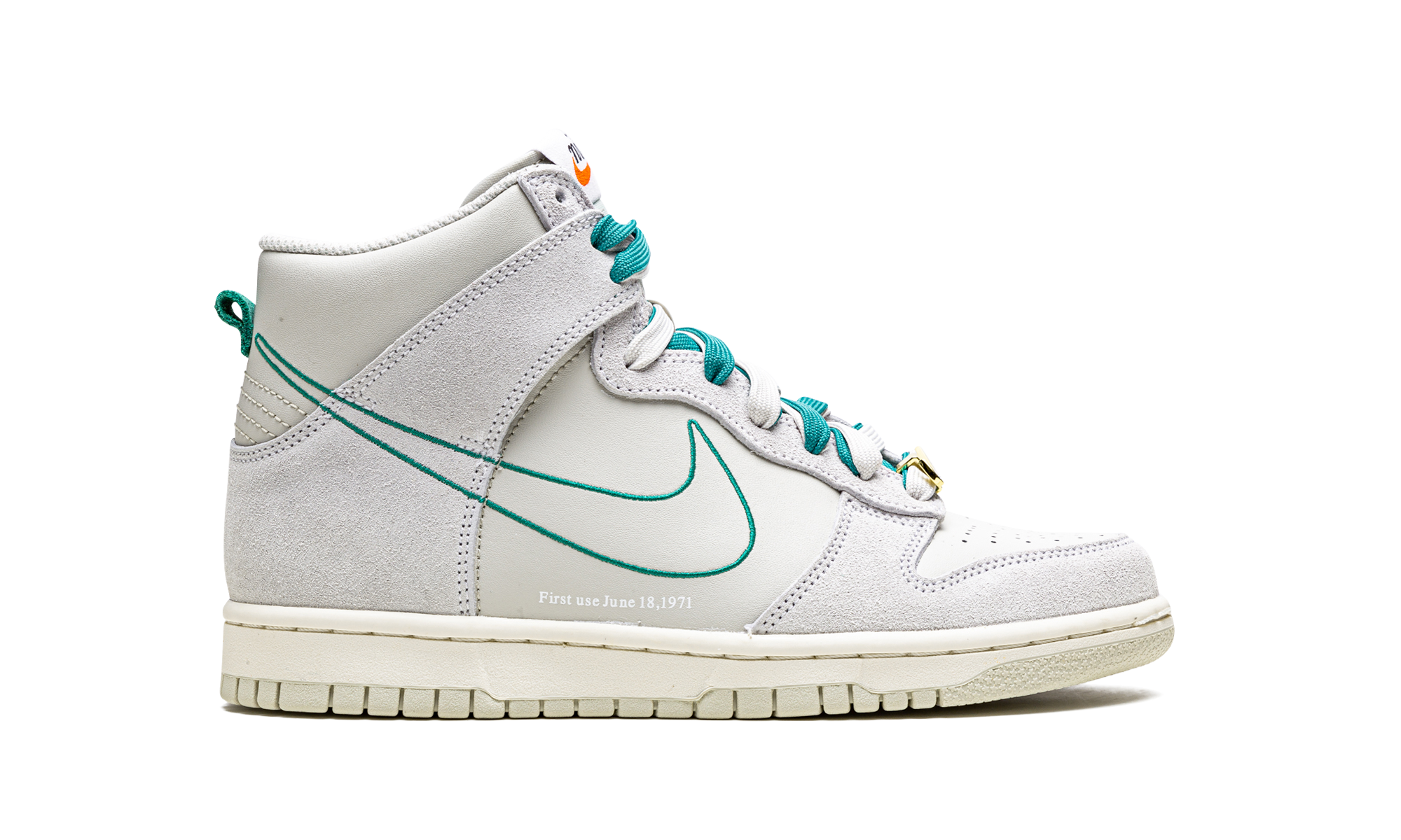 Dunk High SE GS "First Use - Green Noise" DD0733 001