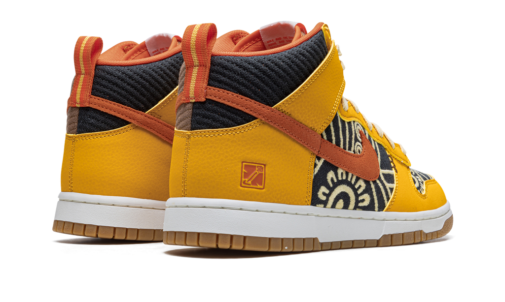 Dunk High "Somos Familia" DZ5354 045