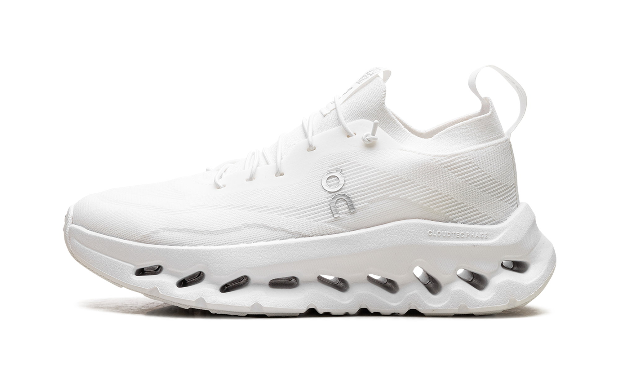 Cloudtilt WMNS "LOEWE All White" 3WD30310108
