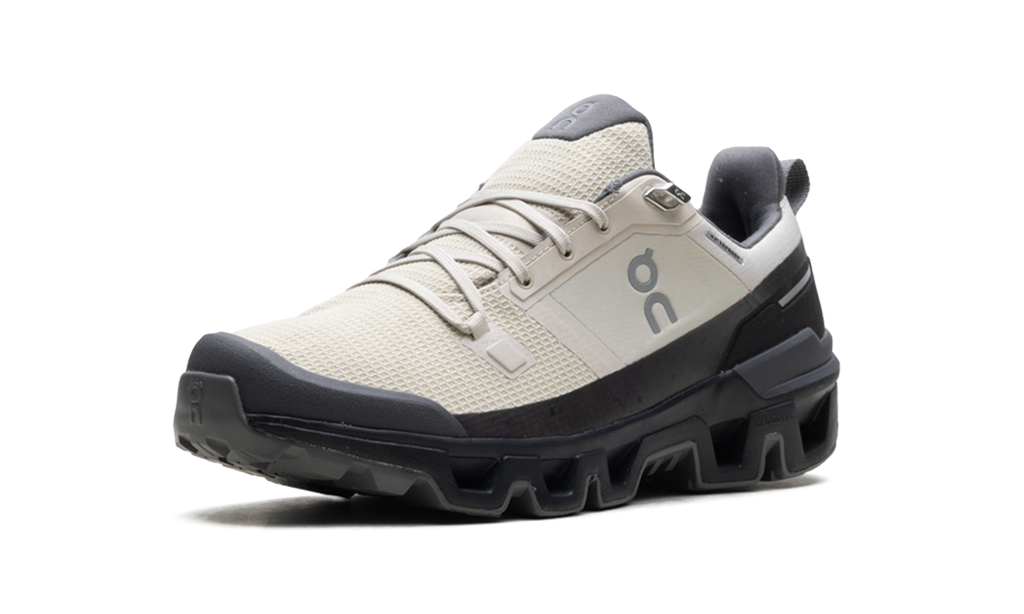 Cloudwander Waterproof WMNS "Sand/Black" 73.97667