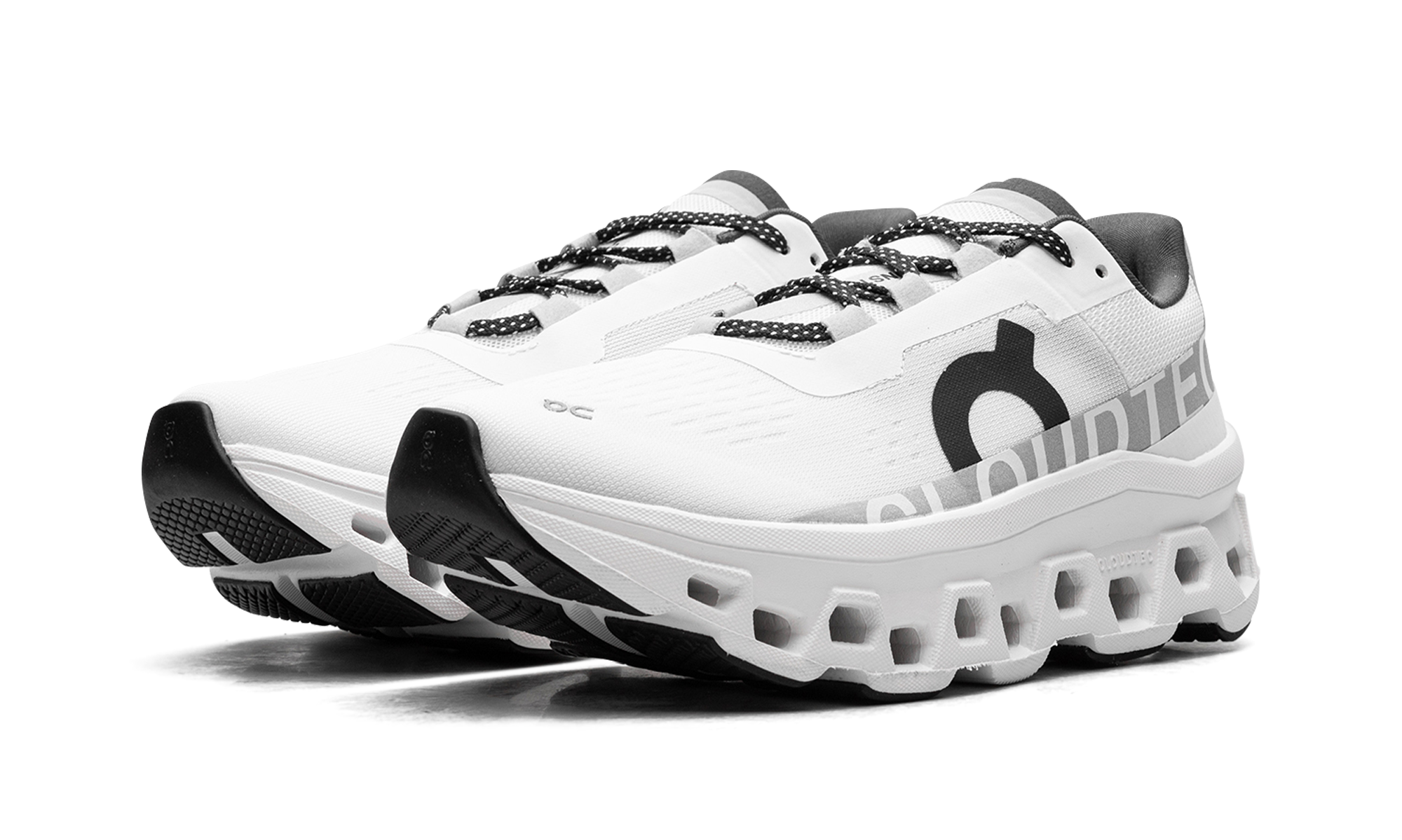 Cloudmonster WMNS "All White" 61.98433