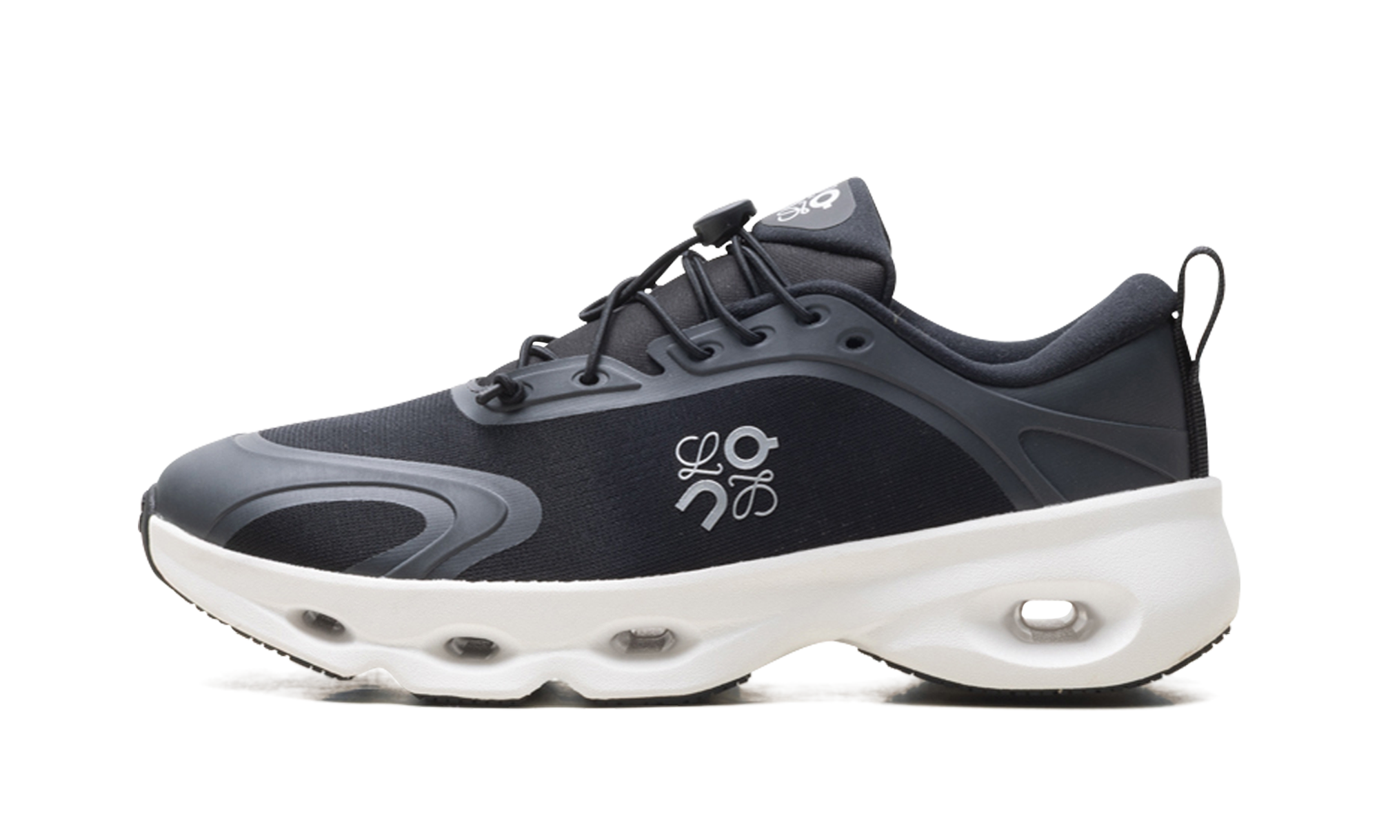 Cloudsolo WMNS "LOEWE - Black White" 3WF30600299