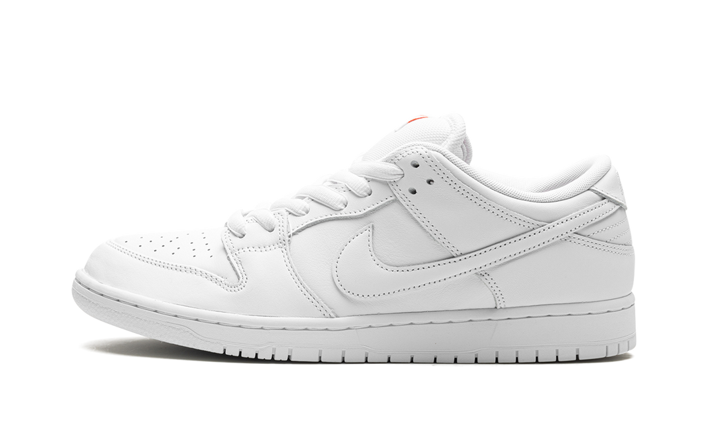 SB Dunk Low Pro "Triple White" FJ1674 100