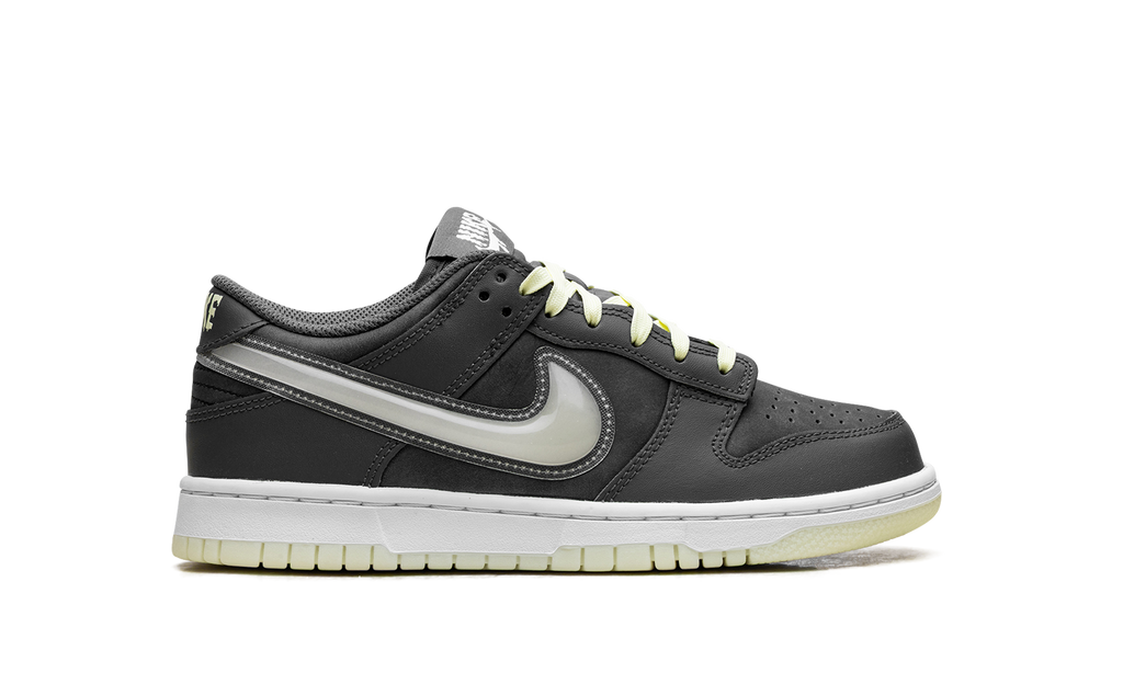 Dunk Low GS Halloween "Halloween - Glow in the Dark" HQ3569 068