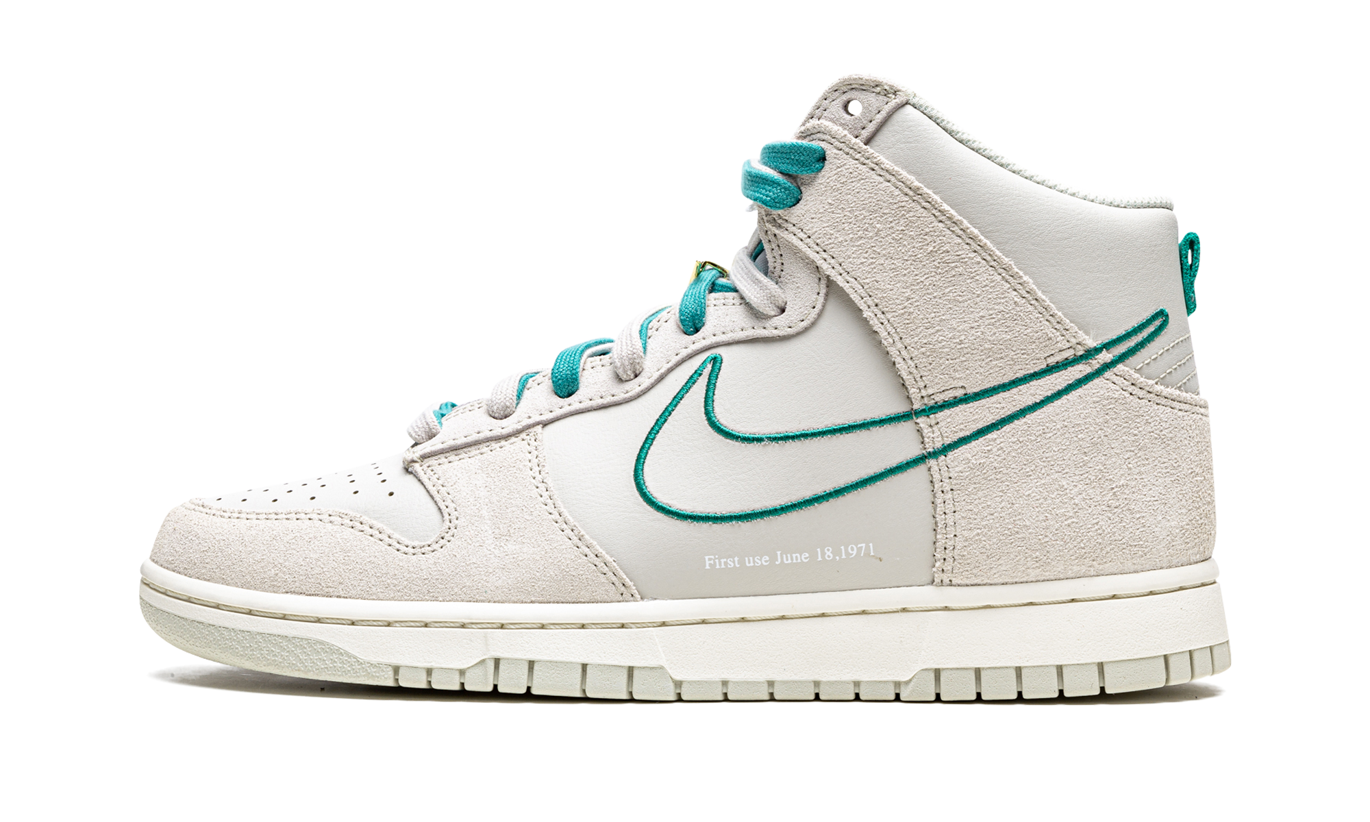 Dunk High SE "First Use - Green Noise" DH0960 001