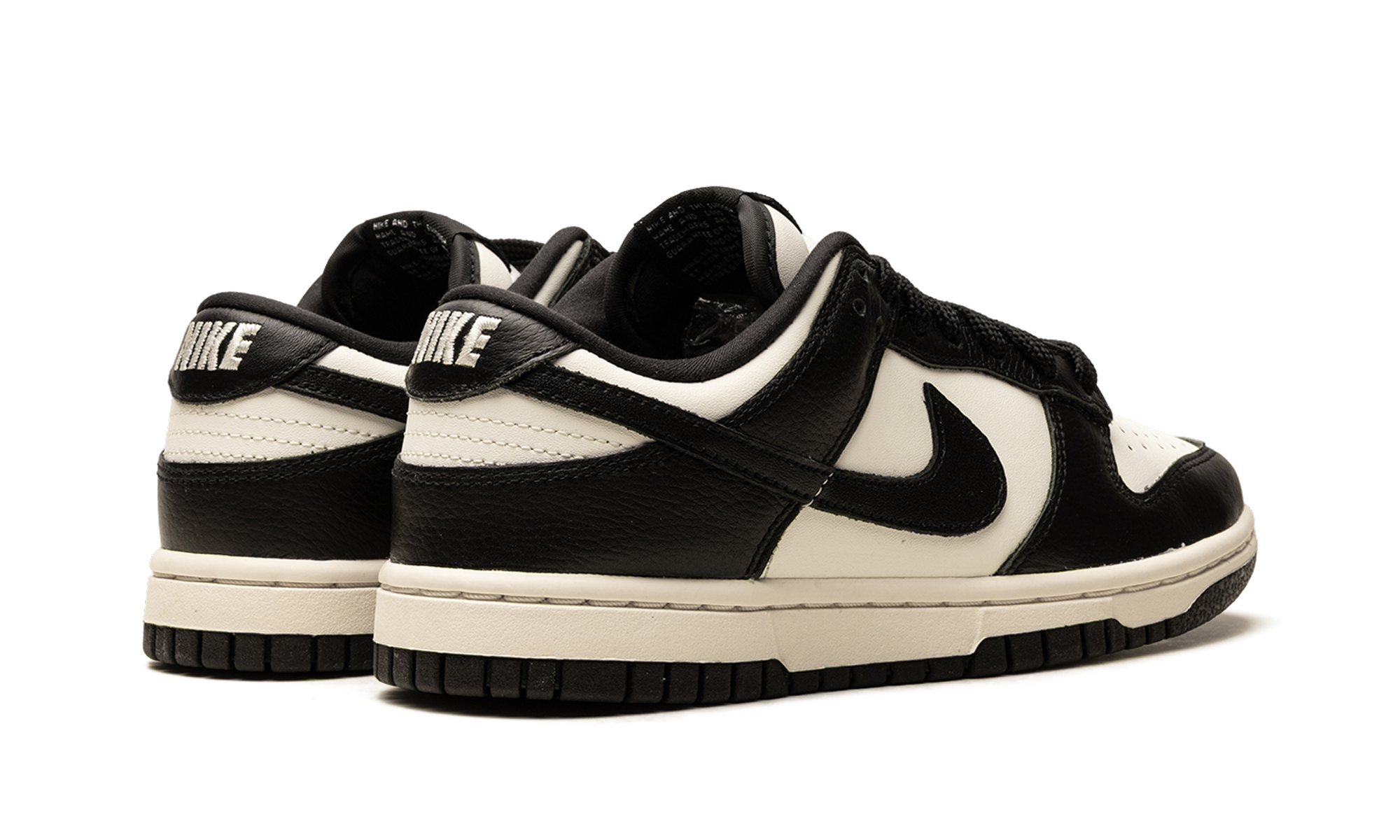 Dunk Low SE WMNS "Cherry Charms - Panda" HQ7487 100