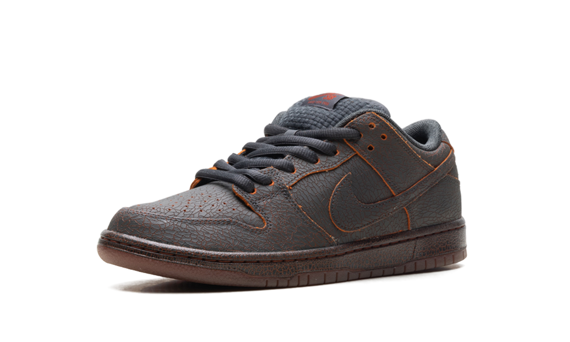 Dunk SB Low "Krampus" HV1668 001