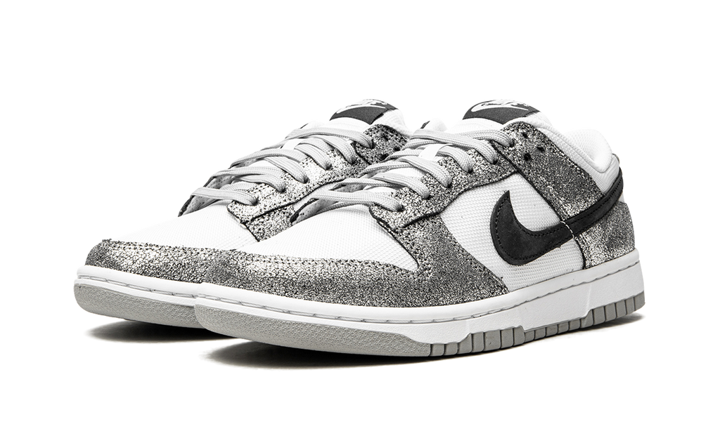 Dunk Low SE WMNS "Golden Gals" DO5882 001