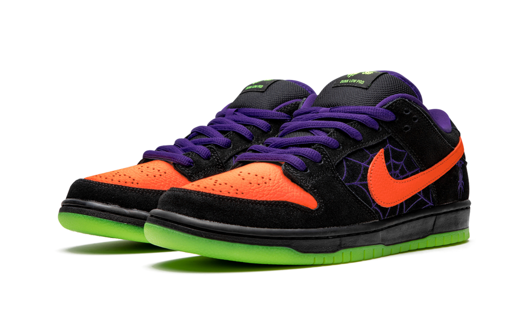 SB Dunk Low "Night of Mischief" BQ6817 006