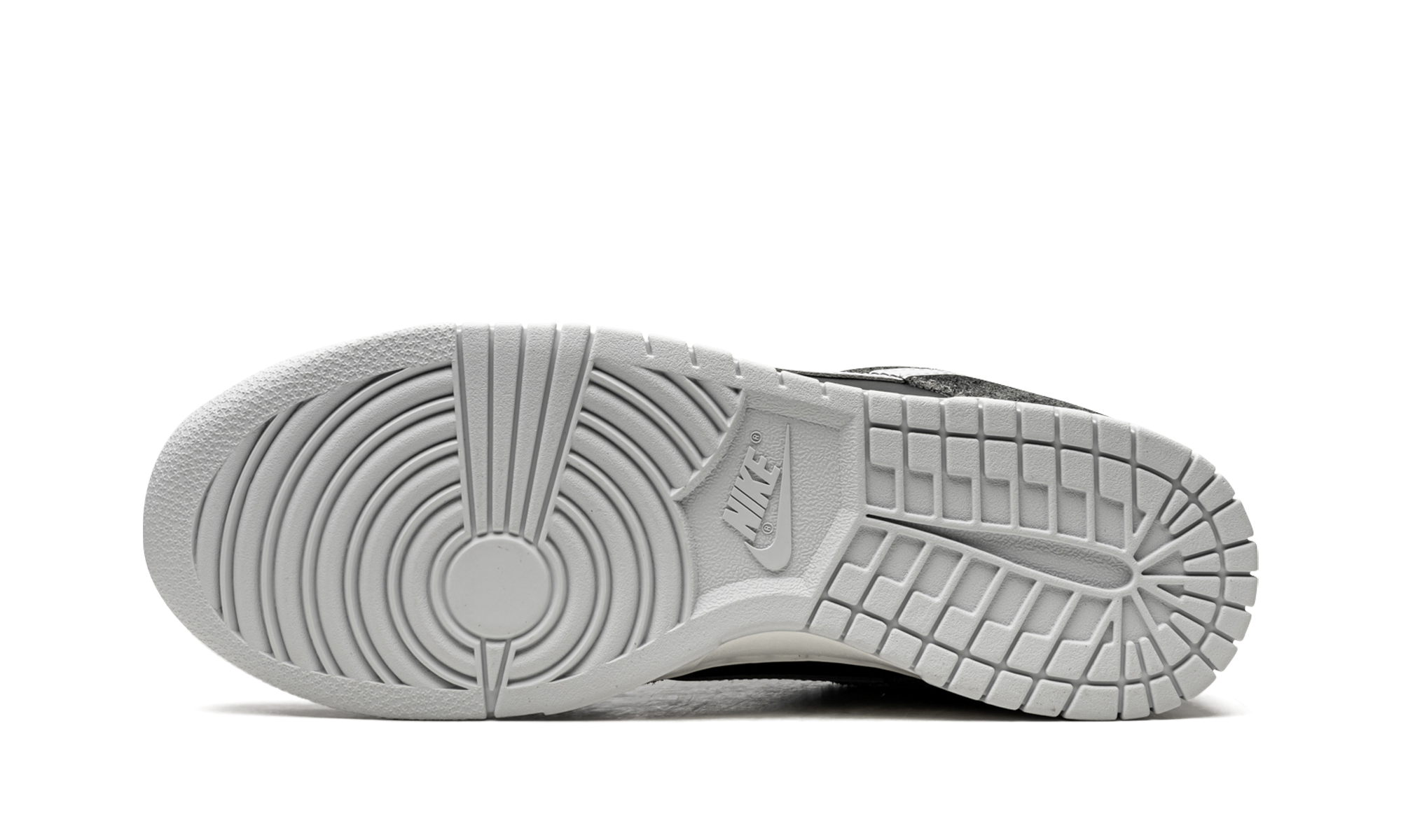 Dunk Low Retro "Animal Pack - Zebra" DH7913 001