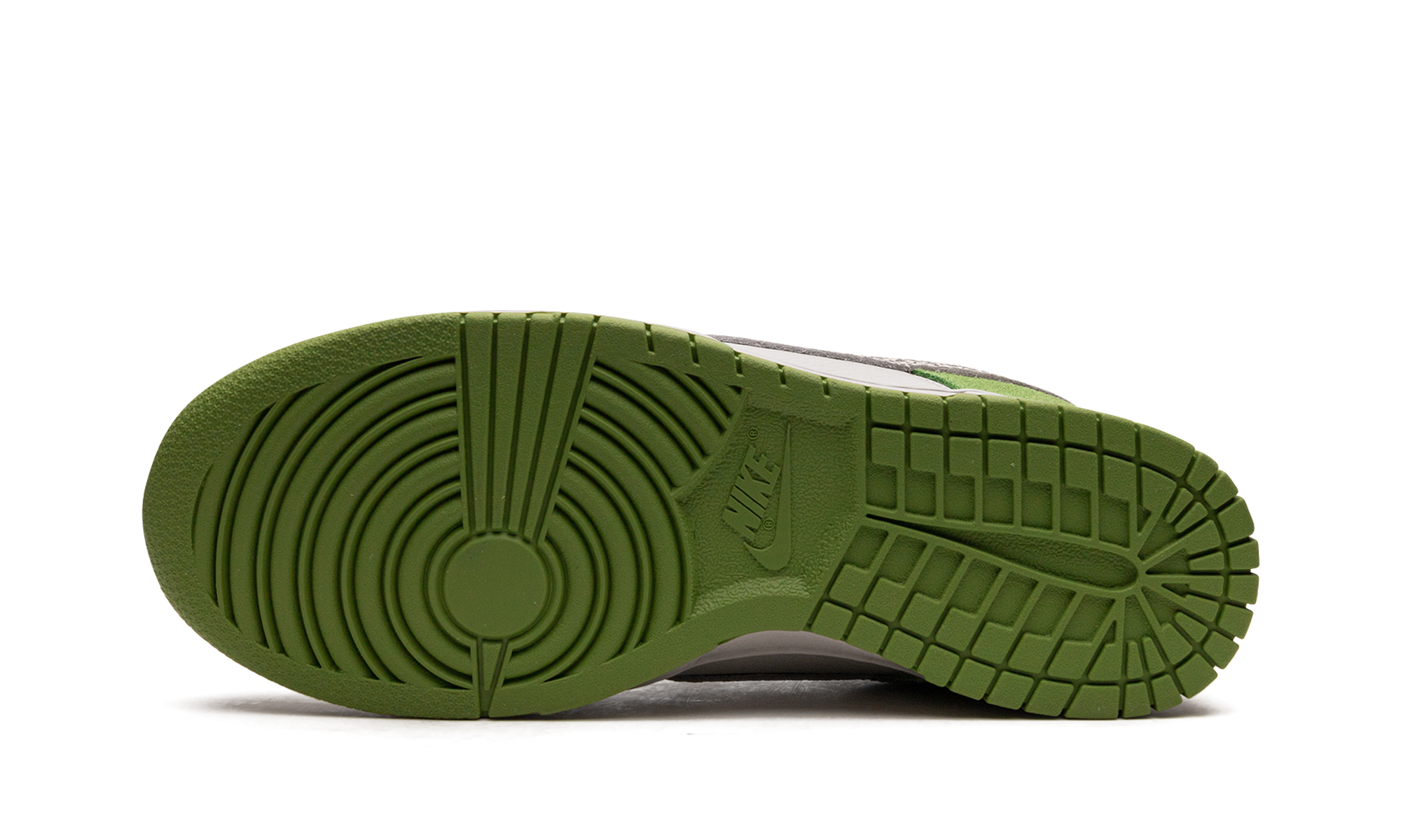 Dunk Low AS "Safari Swoosh - Chlorphyll" DR0156 300