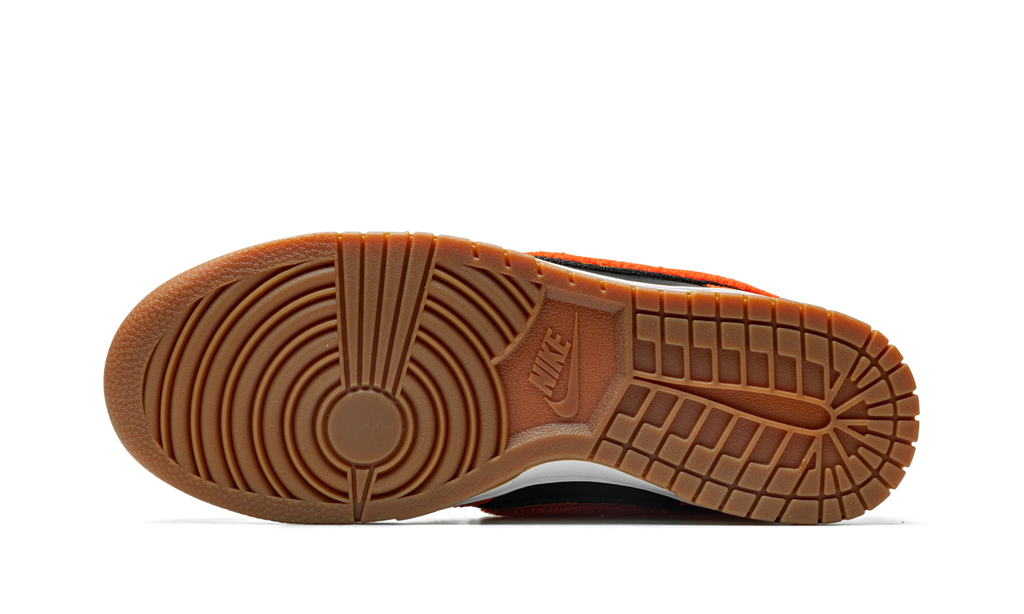 Dunk High "Chenille - Safety Orange" DR8805 002
