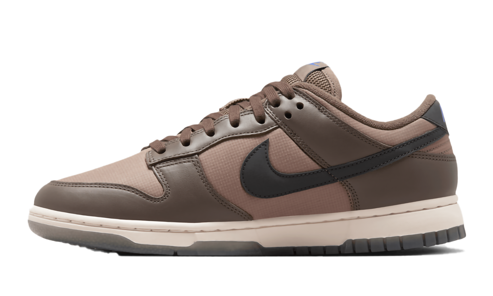 Dunk Low WMNS "Mink Brown" FZ2552 001