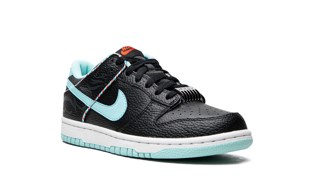 DUNK LOW SE (GS) "Barbershop" DN3351 001
