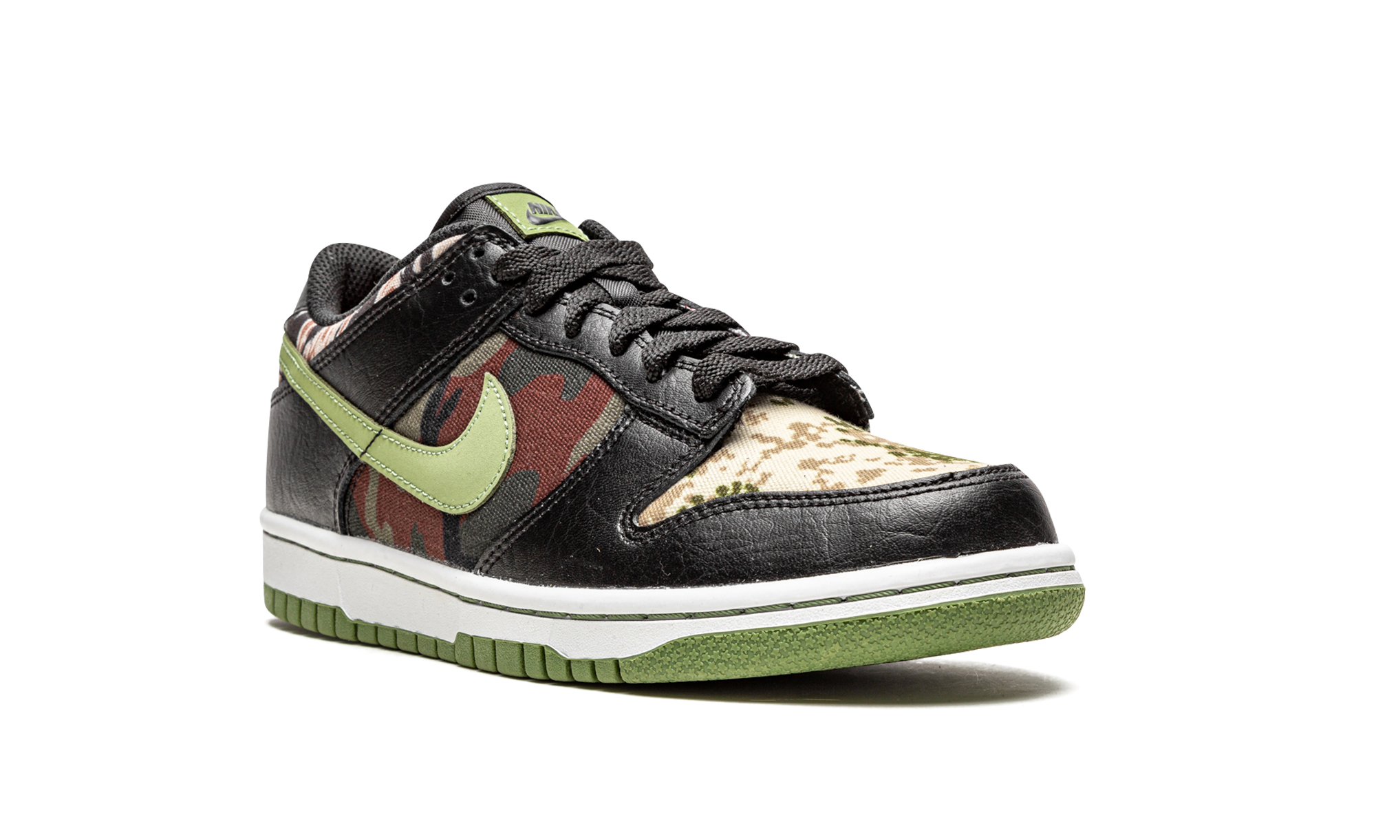 Dunk Low GS "Black Multi-Camo" DB1909 001